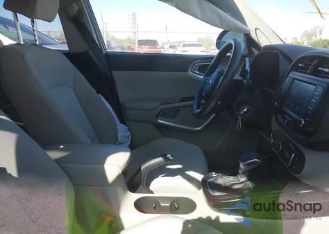 2020 Kia Soul Lx from USA, damaged, VIN KNDJ23AU6L7012280